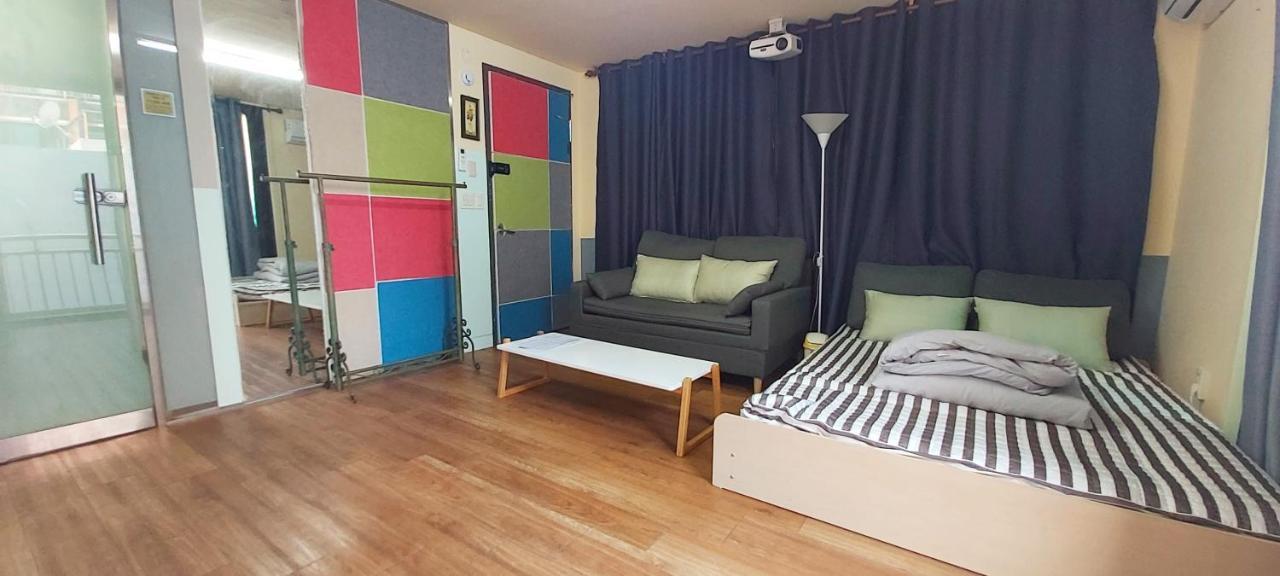 Buzz Guesthouse Hostel Seoul Ngoại thất bức ảnh